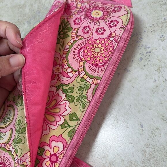 Vera Bradley Petal Pink Travel Wallet - Picture 4 of 6